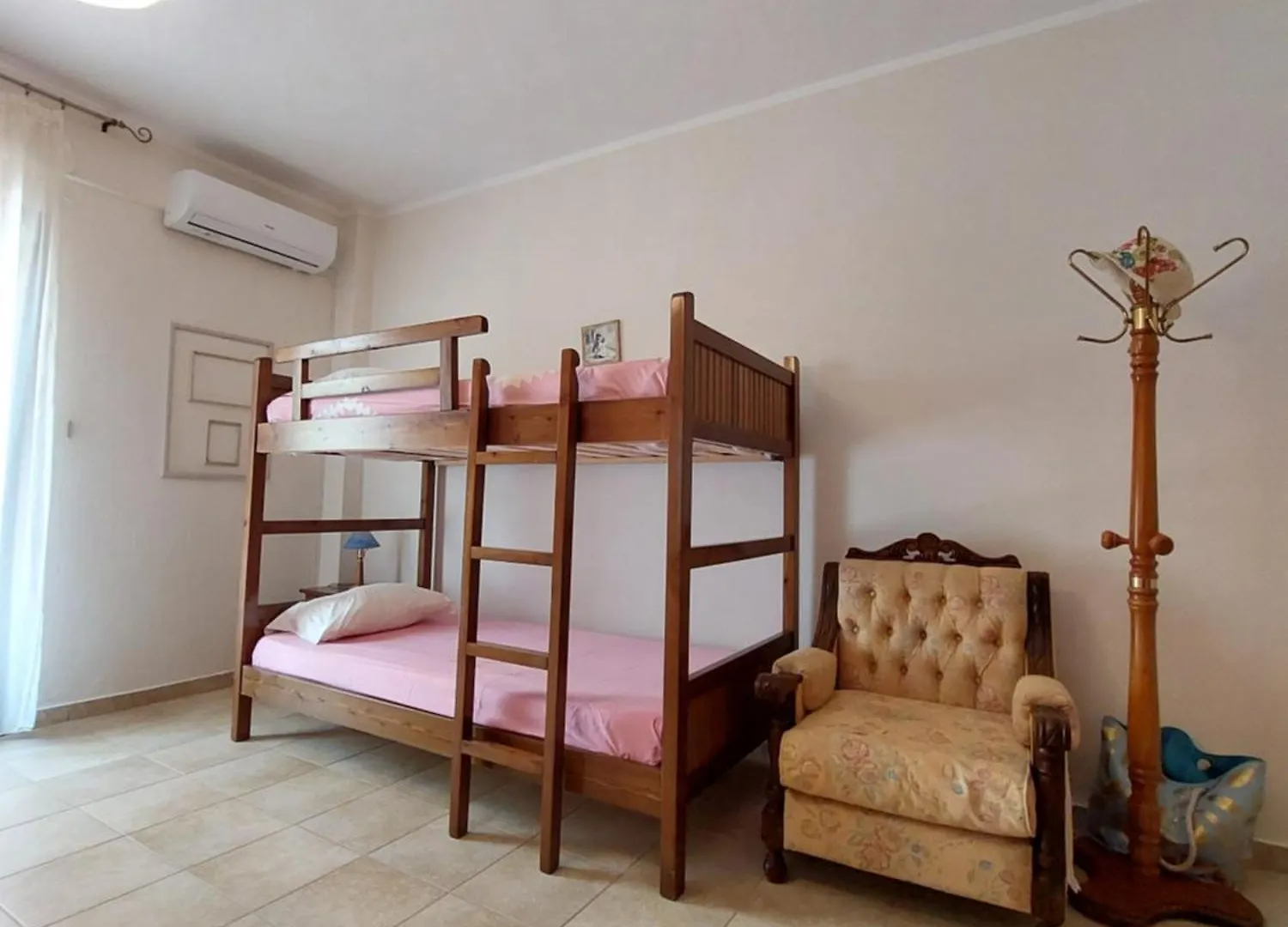 Antique Apartment 2 Afytos Greece
